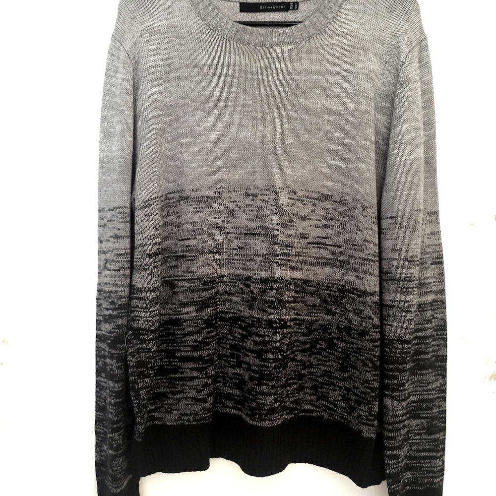 Kai-Aakmann Ombre knit sweater in Size L